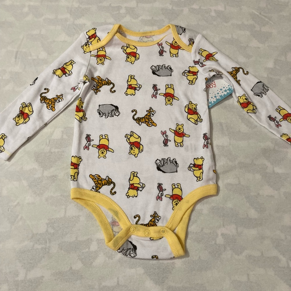 💛Winnie the Pooh long sleeve onesie